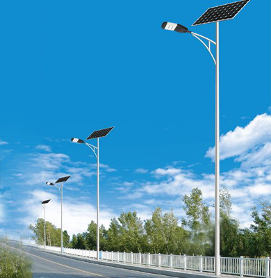 1742828123952659.jpg 囊谦太阳能路灯.jpg