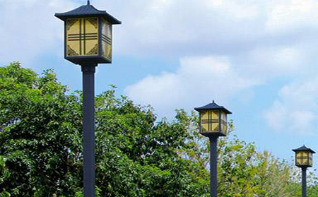 太阳能囊谦庭院灯怎么选亮度与续航更耐用 太阳能囊谦庭院灯怎么选亮度与续航更耐用